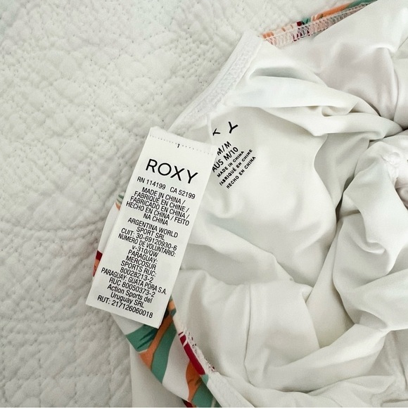 Roxy White Floral Lace Up Front One Piece Swimsuit Size Medium M NWT - Picture 3 of 7